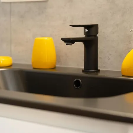 La Villa Des Abeilles